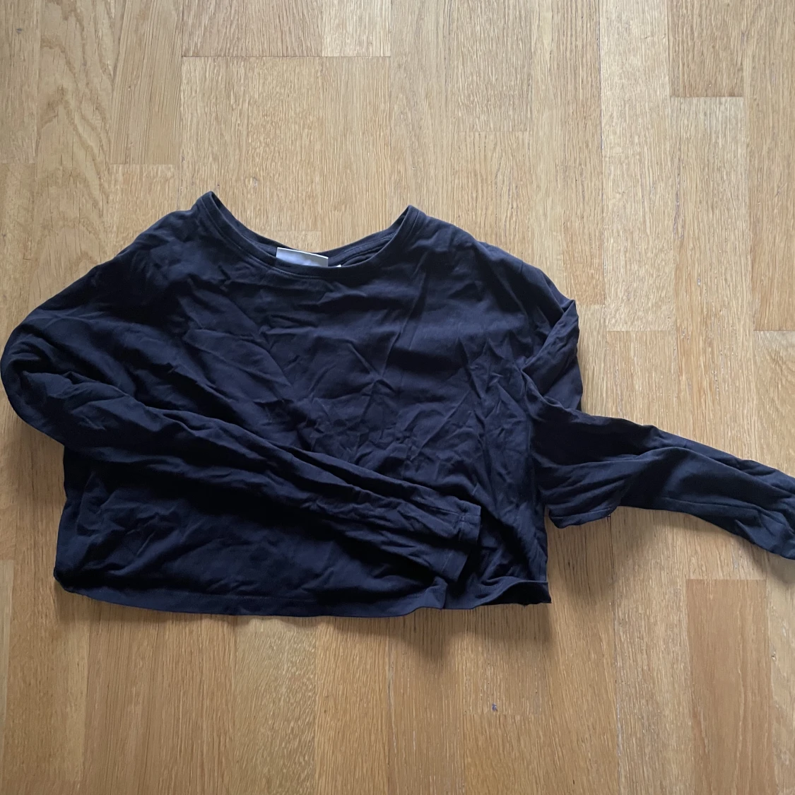 Kroppad topp från Weekday - 90