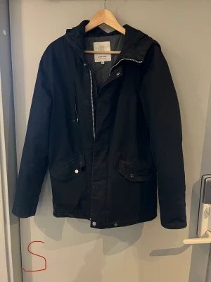 Elvine vinterjacka - En mycket varm och skön vinterjacka från Elvine. 