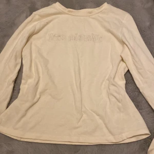 Tröja - Jätteskön långärmad som passar allt😻❤️