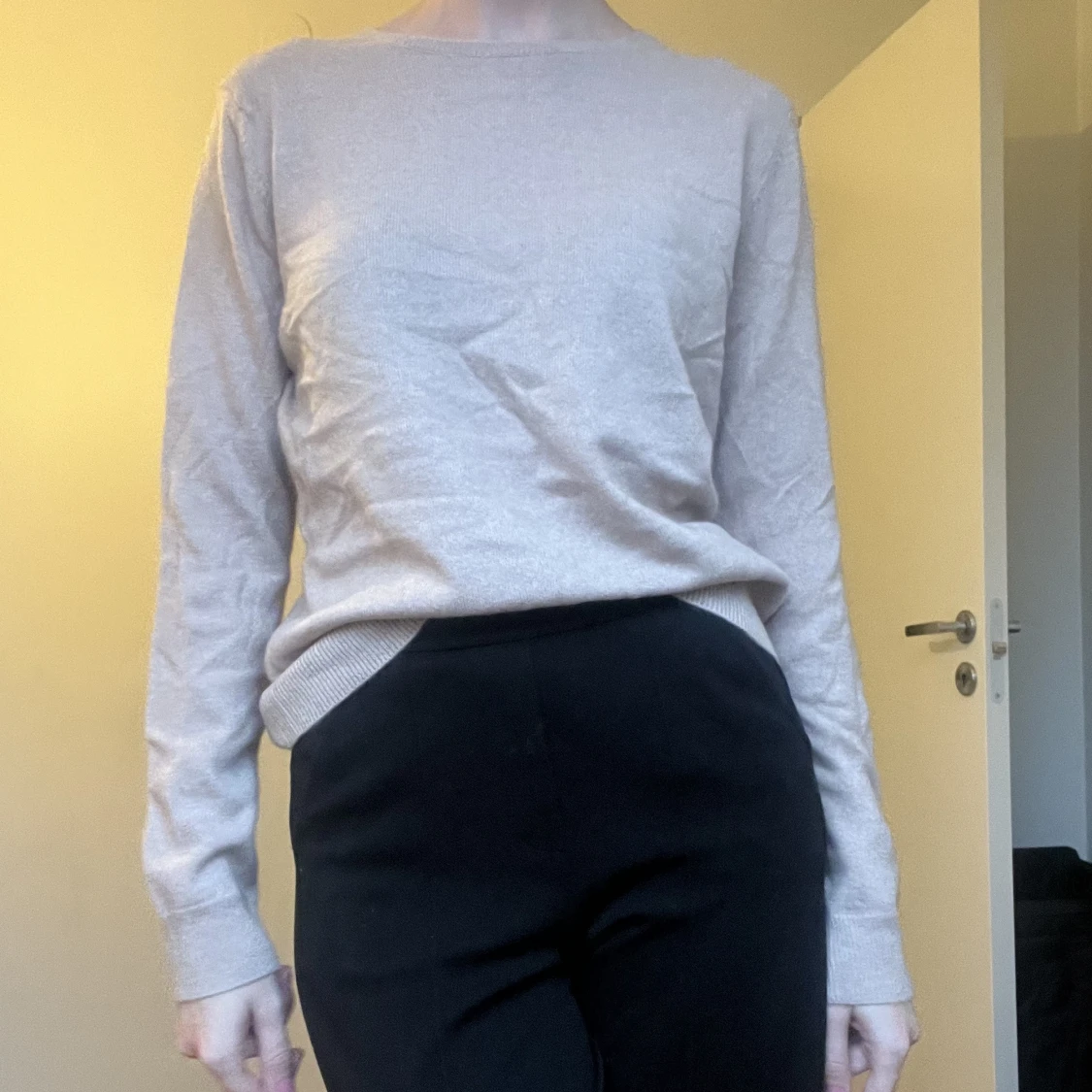 Beige tröja i 100% kashmir - 90