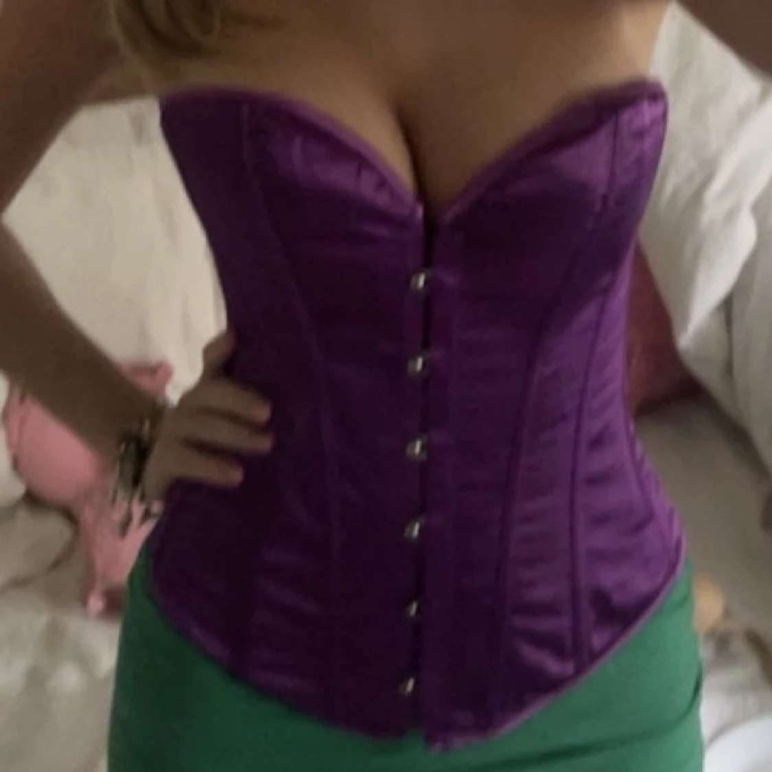 Lila korsett