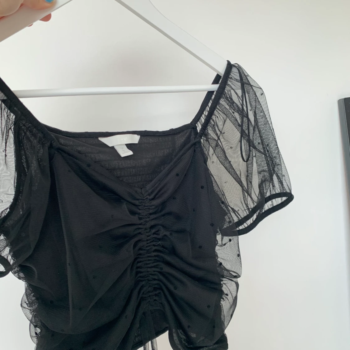 Snygg topp med puffärm, Strl XS/S - 91