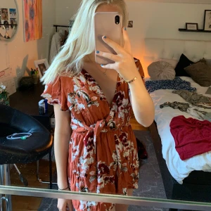 Byxdress fr SHEIN  - Superfin byxdress fr SHEIN i bra skick