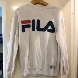 Fila tröja - Använda tyvärr inte