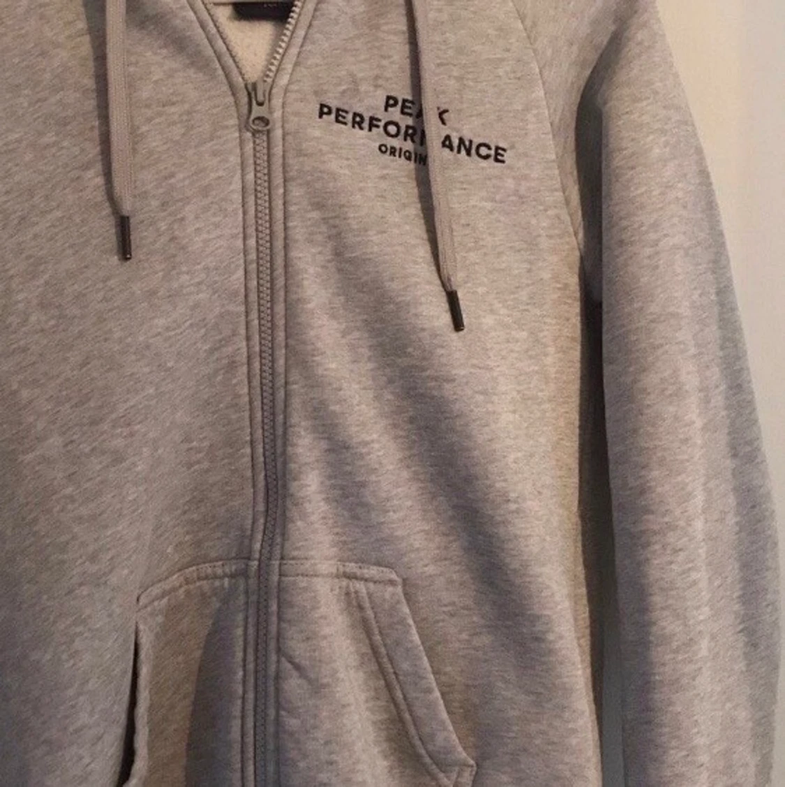 peak performance hoodie