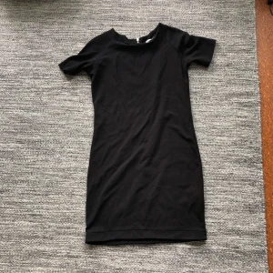  - XS men passar S   Köparen står för frakt