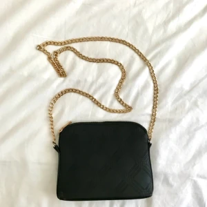  - Köpt när jag bodde i New York. Använd fåtal gånger