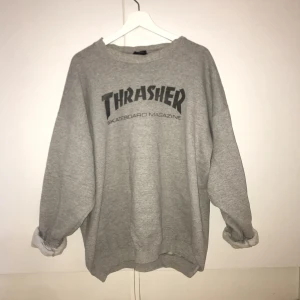  - säljer nu min käraste och sista trasher-tröja, köparen står för frakt! pris går att diskutera. 🎈