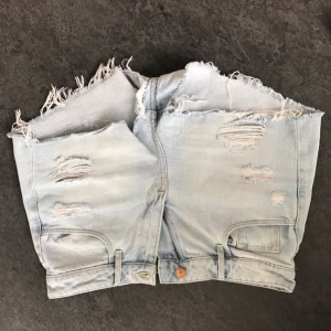  - Boyfriend jeans shorts HM