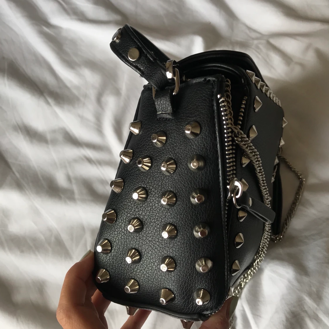 Väska med nitar⚡️ - 90