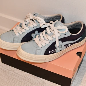 Golf le fleur converse - Fetaste conversen någonsin, inte alls många med dessa. Använda med en extra sula så standard sulan är helt orörd förutom att den är lite mörkade på vissa platser.