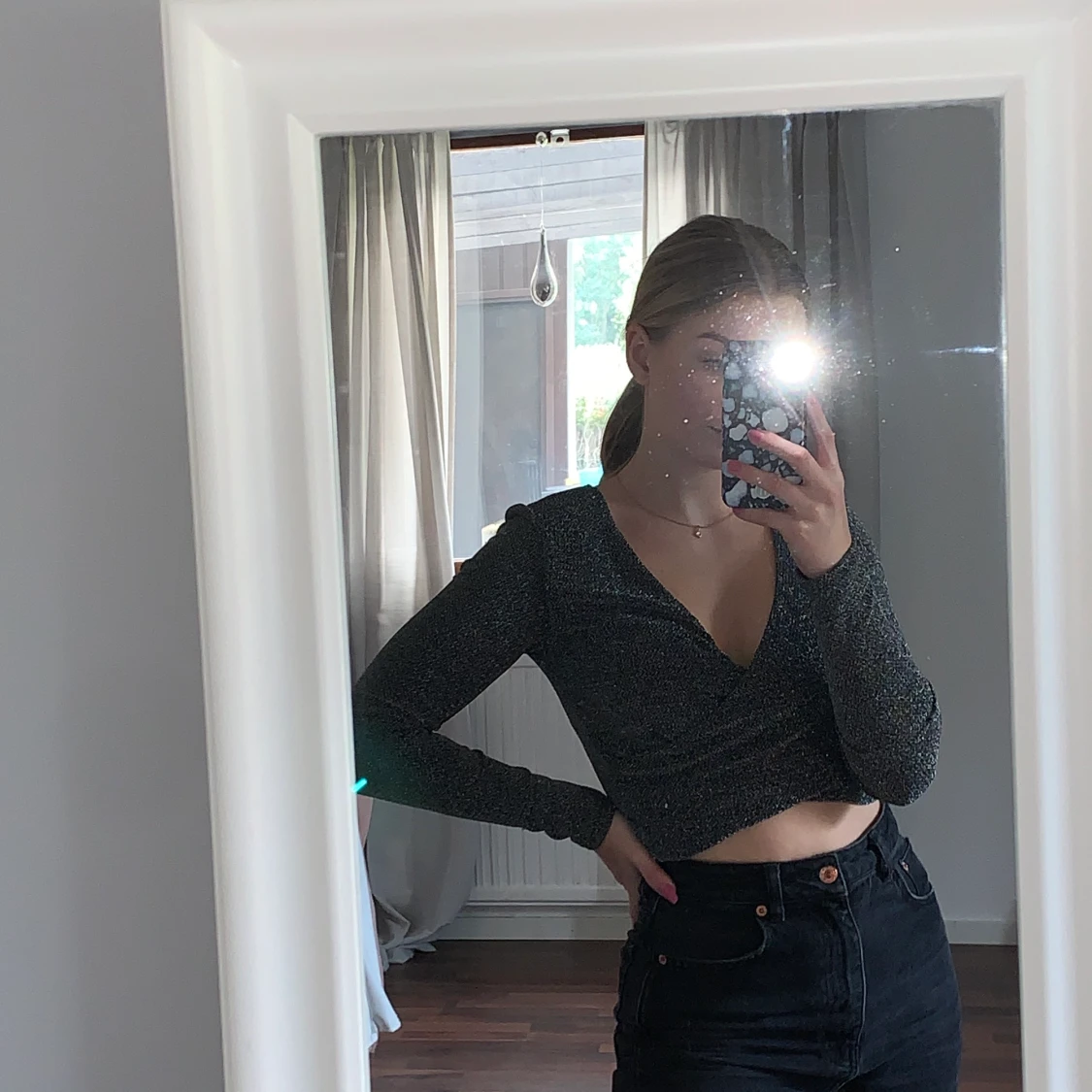 Glittrig topp från H&M, strl S