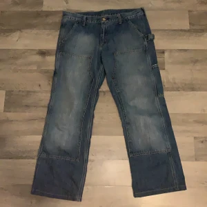 Carhartt double knee pant - Byxan är bra skick :)