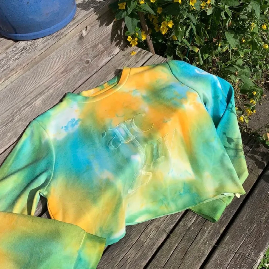 Cool tie-dye tröja