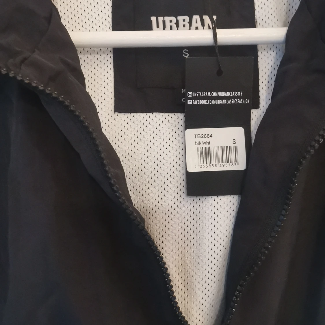 Jacka med huva  - 90