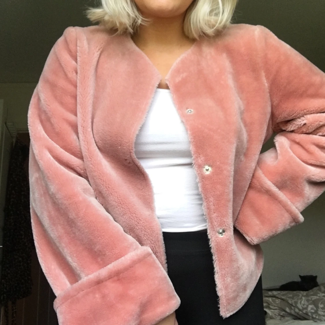 Rosa fluffig jacka från nakd