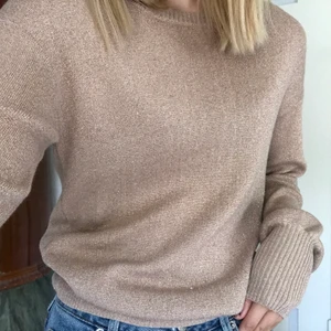 Glittrig tröja  - Superfin glittrig tröja från Cubus✨ aldrig använt, frakt tillkommer! 