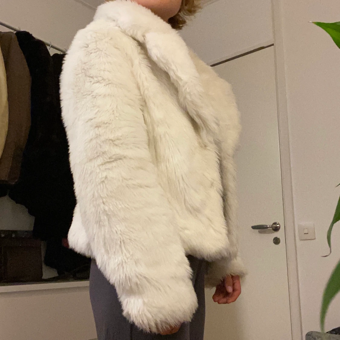 Vit faux fur  - 90