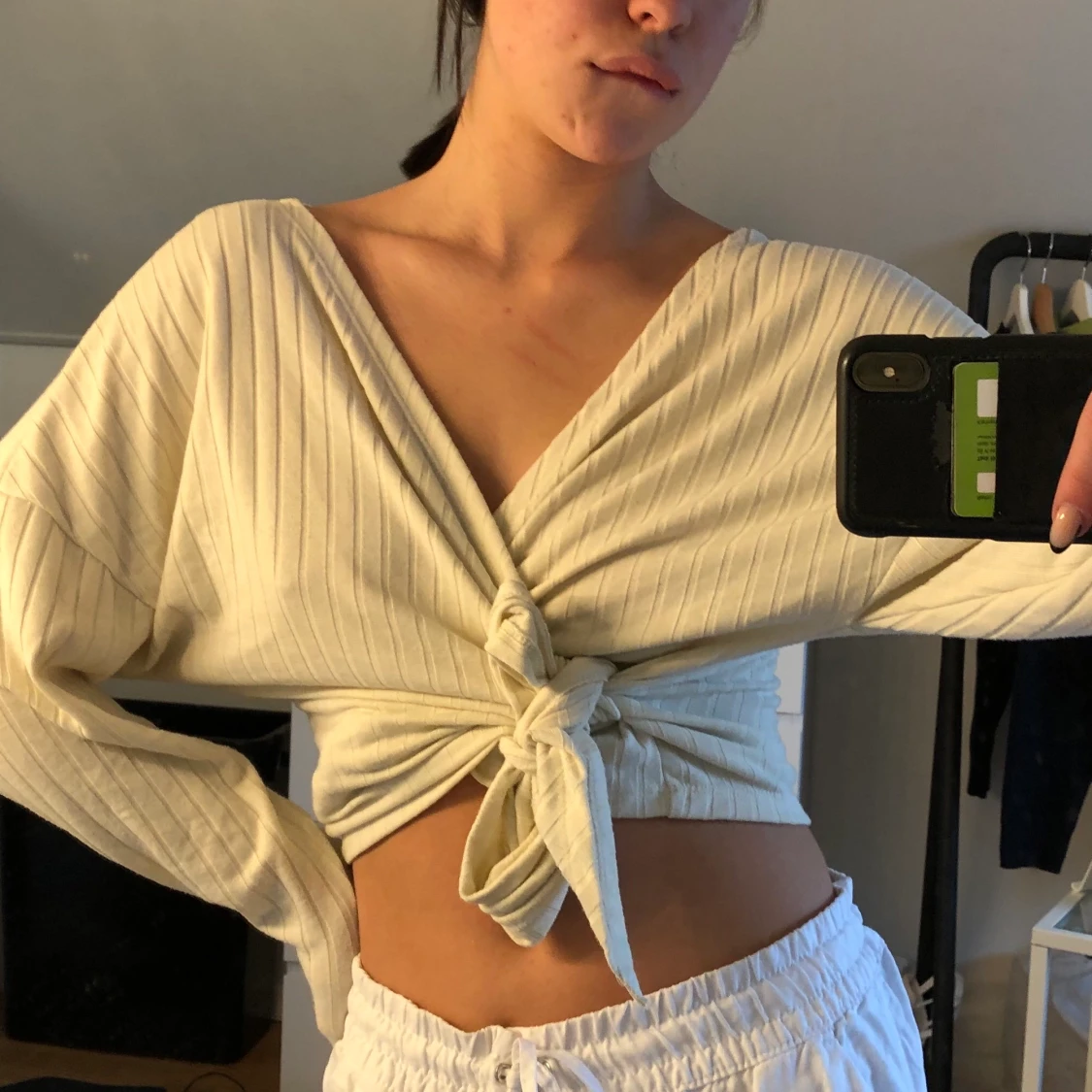 Svin snygg knyt tröja från NLY!!! - 90