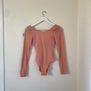  - Body med djup rygg