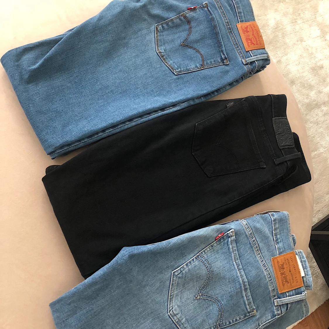 Levis Jeans stl. 27 & 26