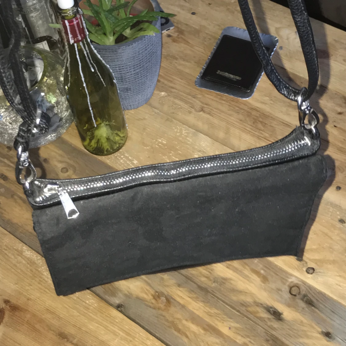 Svart väska - 90