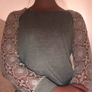  - Rensar garderoben! Vi kan mötas upp i Sollefteå /Sundsvall Kan också skicka den men då får du stå för frakten! Betala via swish eller kontanter Svara snabbt