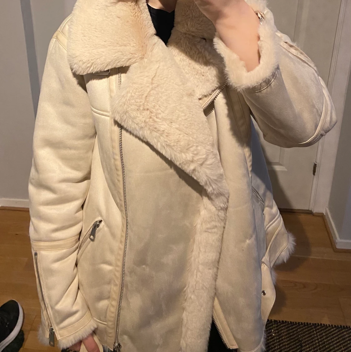 Varm vinterjacka i fuskpäls - 90