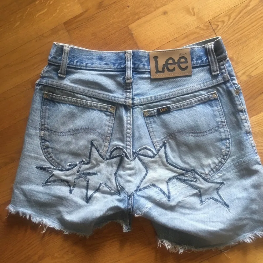 Vintage lee shorts storlek 26 . Shorts.