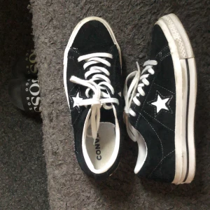 Converse one star - Converse one star låga också knappt använda köptes för 799kr för ett tag sedan