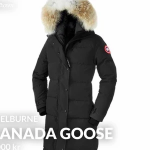 Canada Goose Shelburne  - Säljer nu min Canada Goose Shelburne som är i väldigt bra skick! Köpte den förra året från Jackie. Kvittot finns kvar! Nypris : 10 699kr (Frakt tillkommer❗️) 