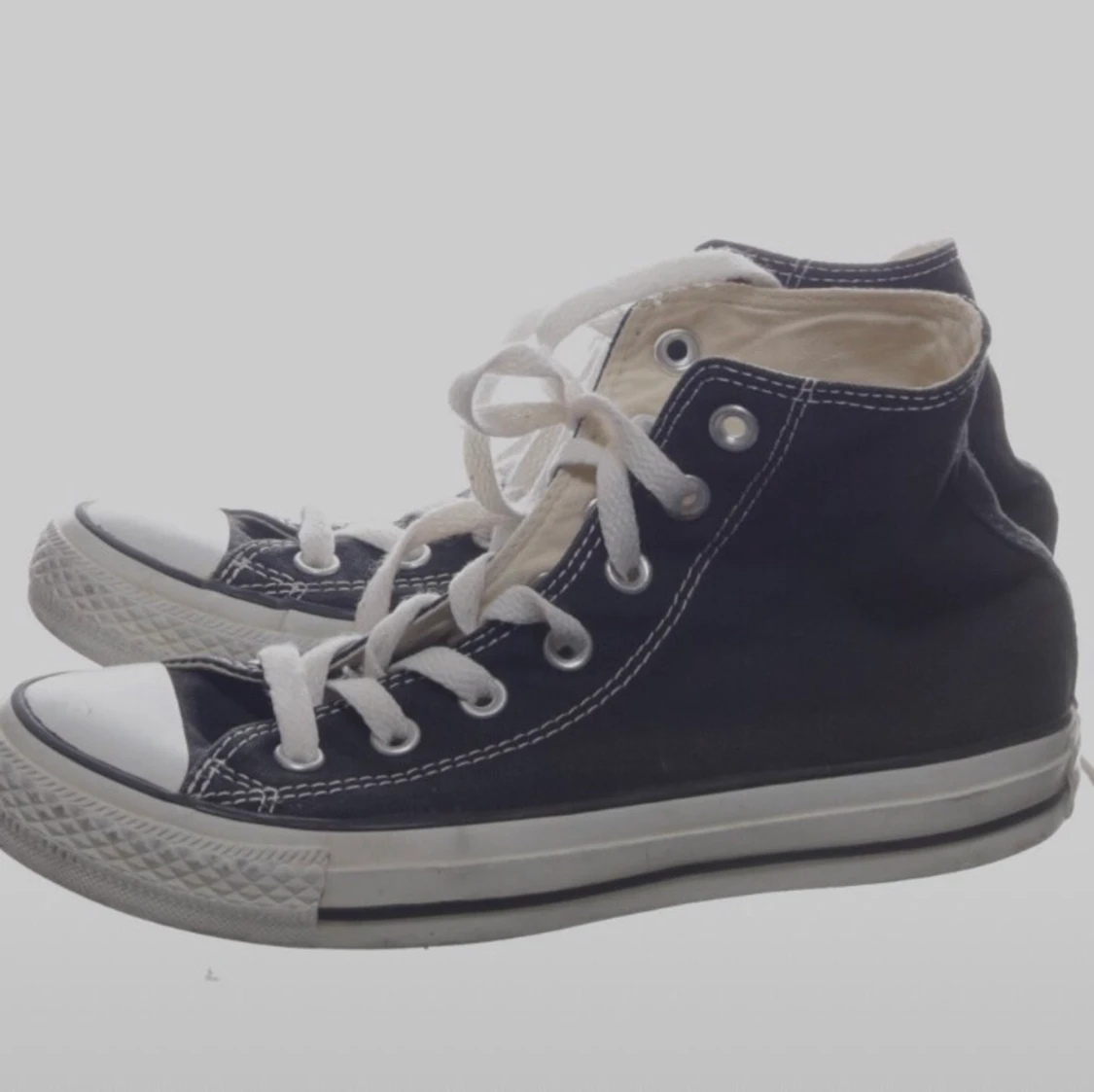 Svarta converse! - 90