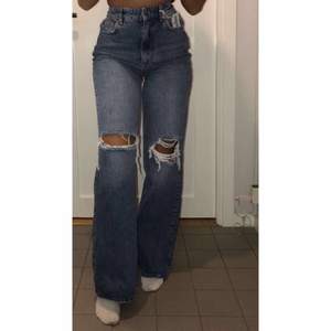 Helt nya jeans från Gina som sålde slut snabbt. Vill mest se om någon är intresserad!