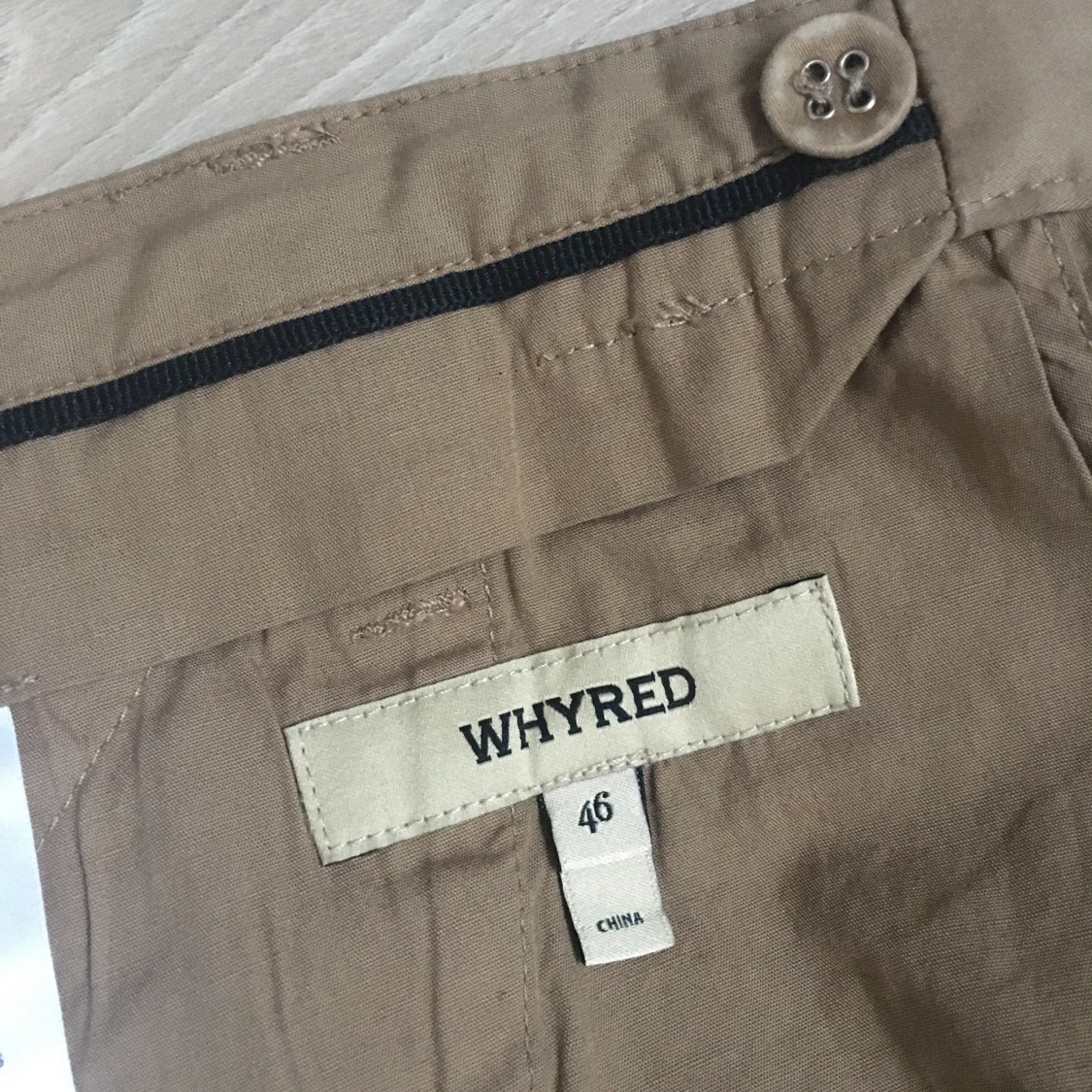 Whyred satin chinos storlek 46 - 90