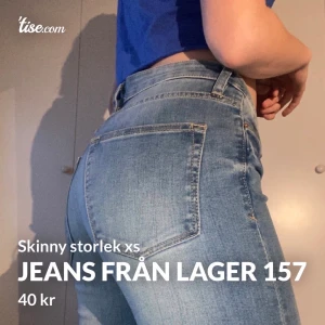 Skinny Jean från lager 157 - Ett par skinny jeans från lager 157 i storlek xs (skulle högst troligt passa en S också). Använt några gånger. Säljer pågrund av annan stil och brist av användning. Tar endast emot swish och köparen står för frakt (66 kr).📦 Om man vill ha flera bilder eller har någon fråga hör gärna av er<3