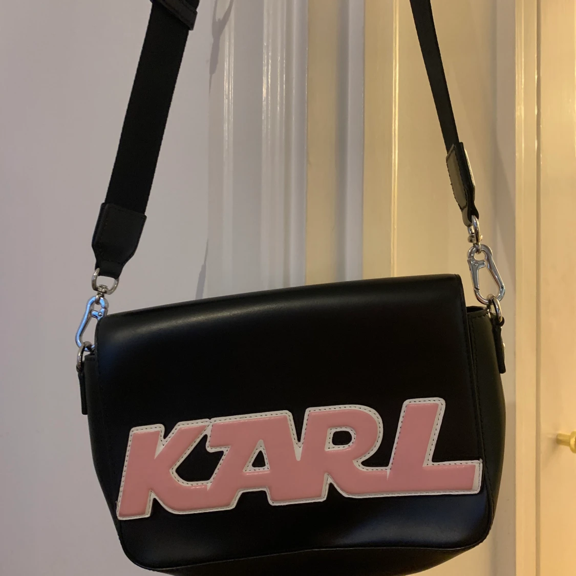 Karl Lagerfeldt väska  - 90