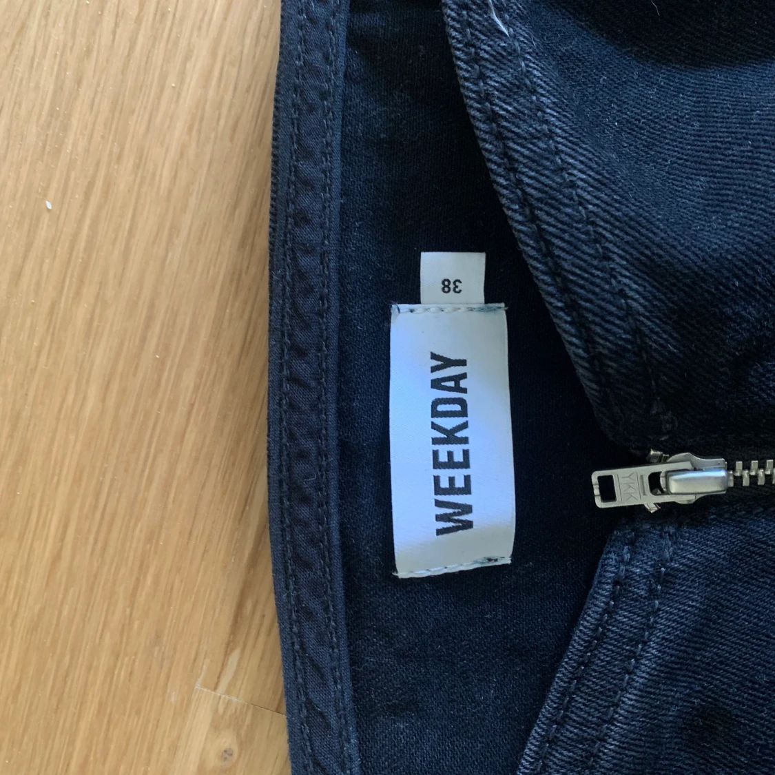 Jeans topp från Weekday - 90