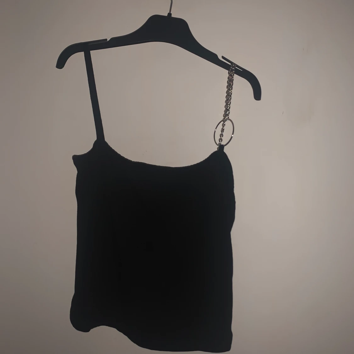 Linne med kedja & ring