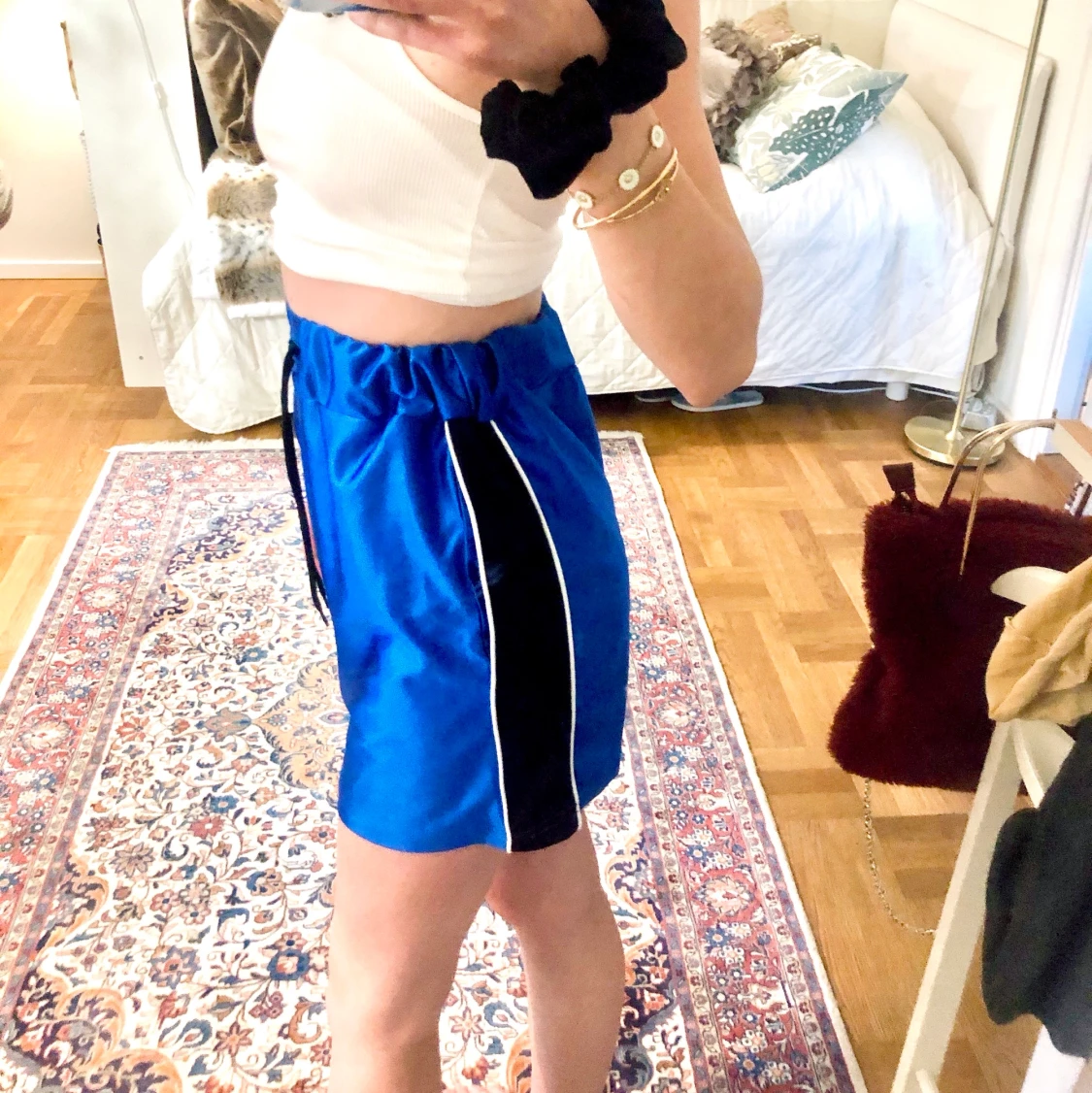 Sportig blå kjol - 90