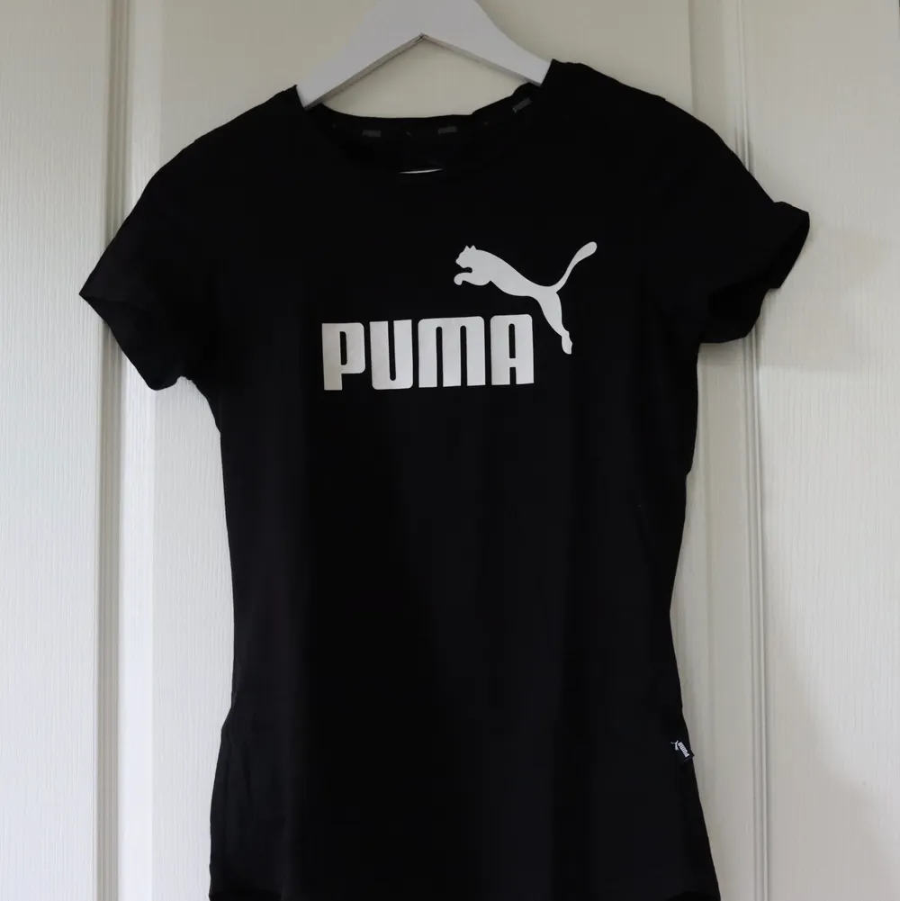 Svart, Buda gärna, högsta bud vinner!. T-shirts.