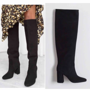  - Säljer dessa knähöga boots i svart mocka från & other stories, i stl 36. De är i nyskick, har endast testat dem.  (Nypriset ligger på 2250kr)