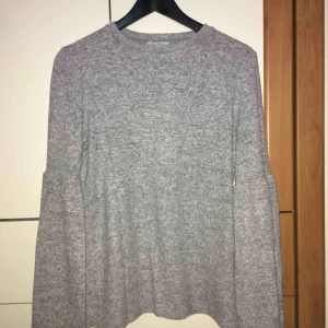  - Jätte mjuk tröja från Zara! Strl S. Pris 75kr.