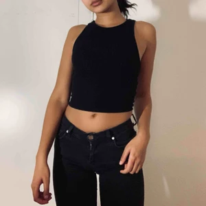  - 🖤Köparen betalar för frakten🖤 💡Kan mötas Lund-Malmö💡 👹Högsta bud får plagget👹