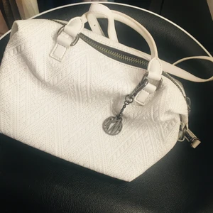 Nakd väska  - Vid väska ifrån nakd. Aldrig använd 