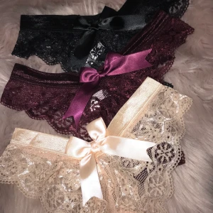 Underwear - Helt nya, ändats testad ovanpå! Från shein, super söta med rosett framtill💗 i stl S men passar nog xs bättre