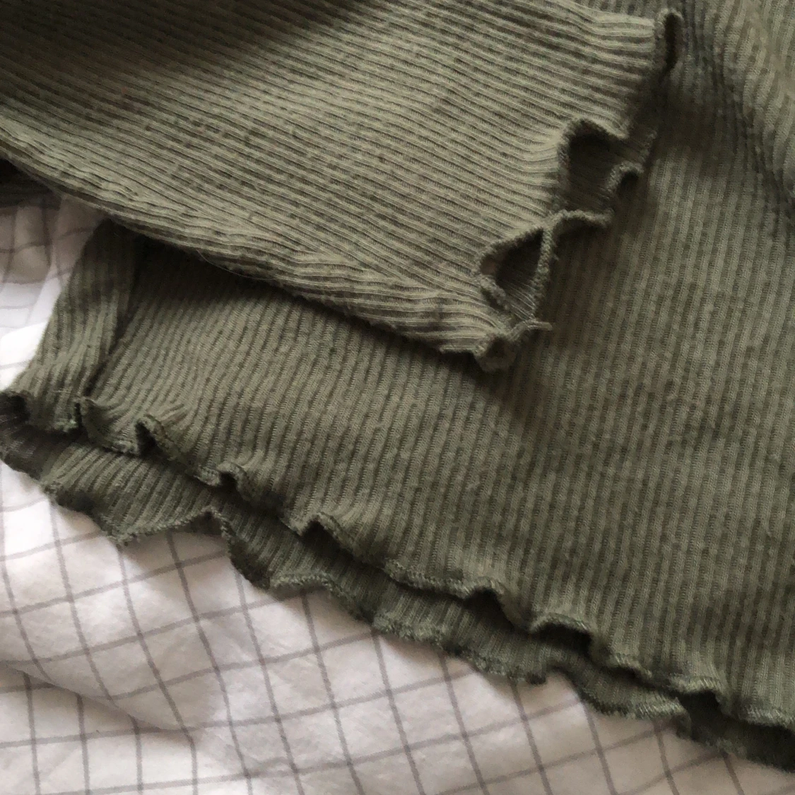 Olivgrön / mintgrön topp - 91