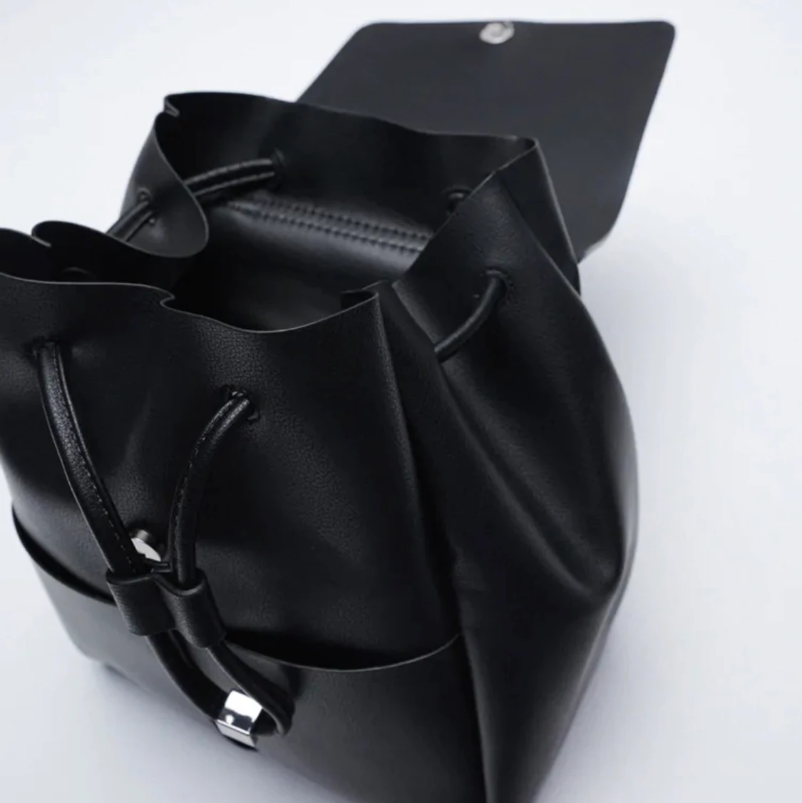 ZARA, ryggsäck - 91