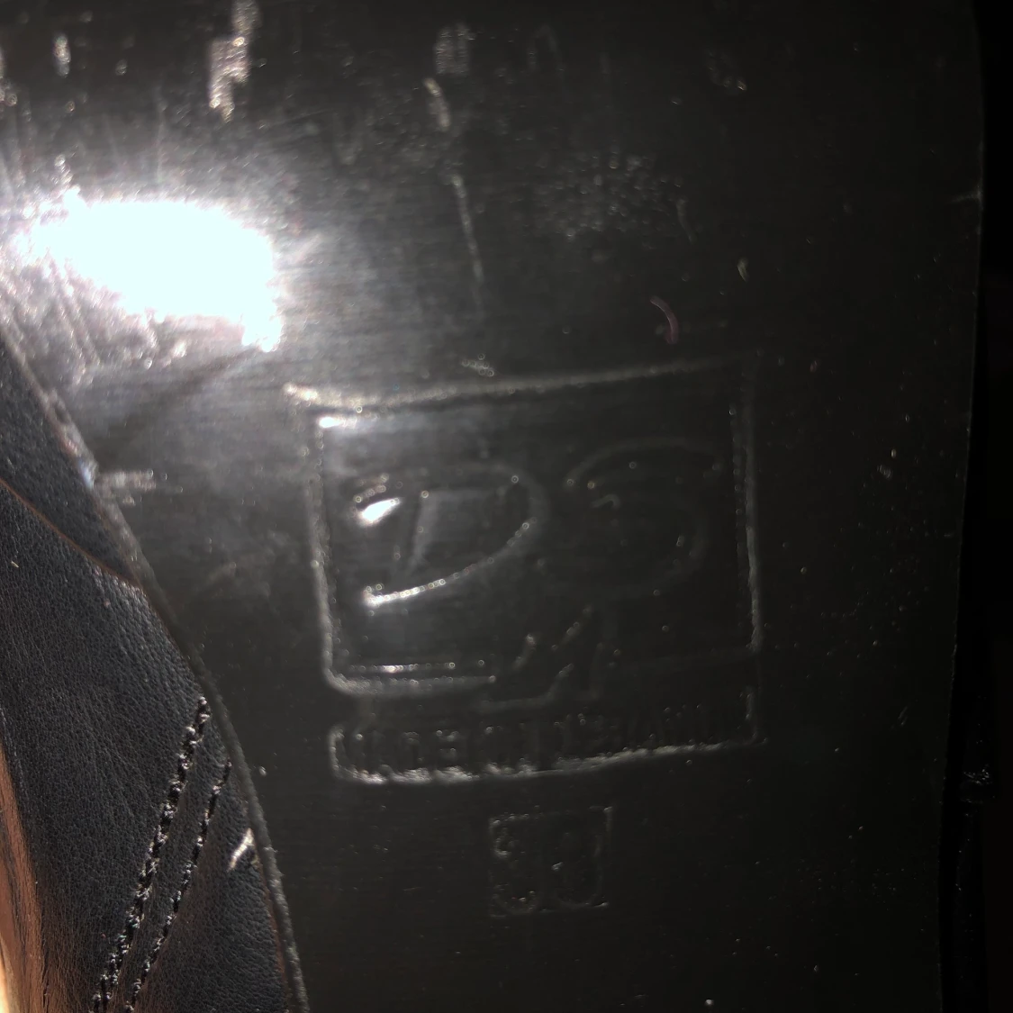 Svarta klackskor - 91