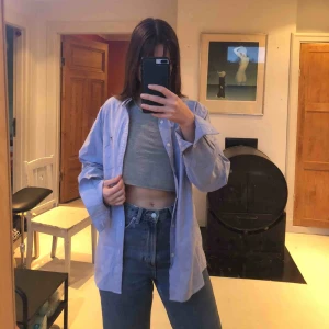  - Snygg skjorta från Lyle and Scott