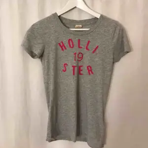 Hollister t-Shirt Ned Rosa text 